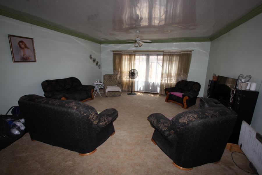 3 Bedroom Property for Sale in Riebeeckstad Free State